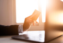 Займы онлайн: небольшое руководство по получению денег через интернет